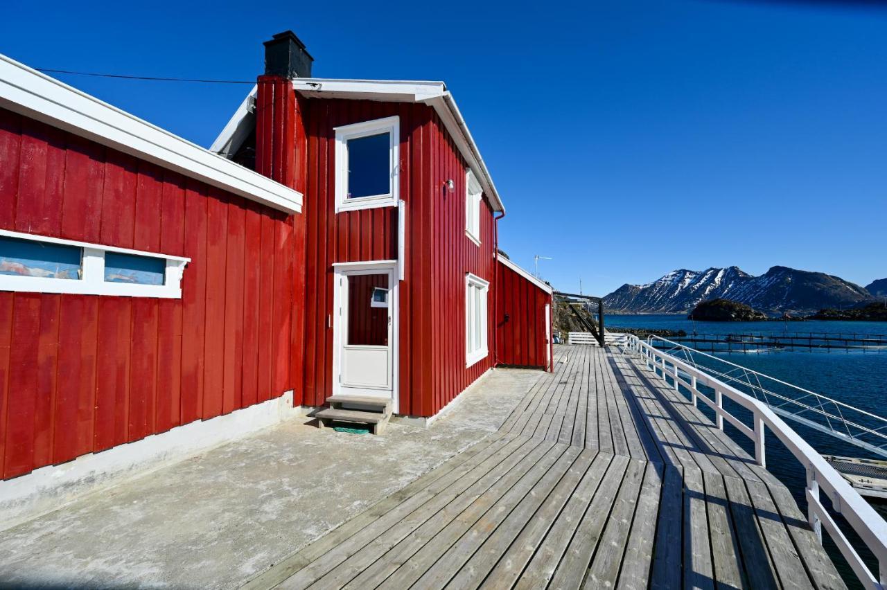 Fishermans Dock Lofoten Болстад Екстериор снимка